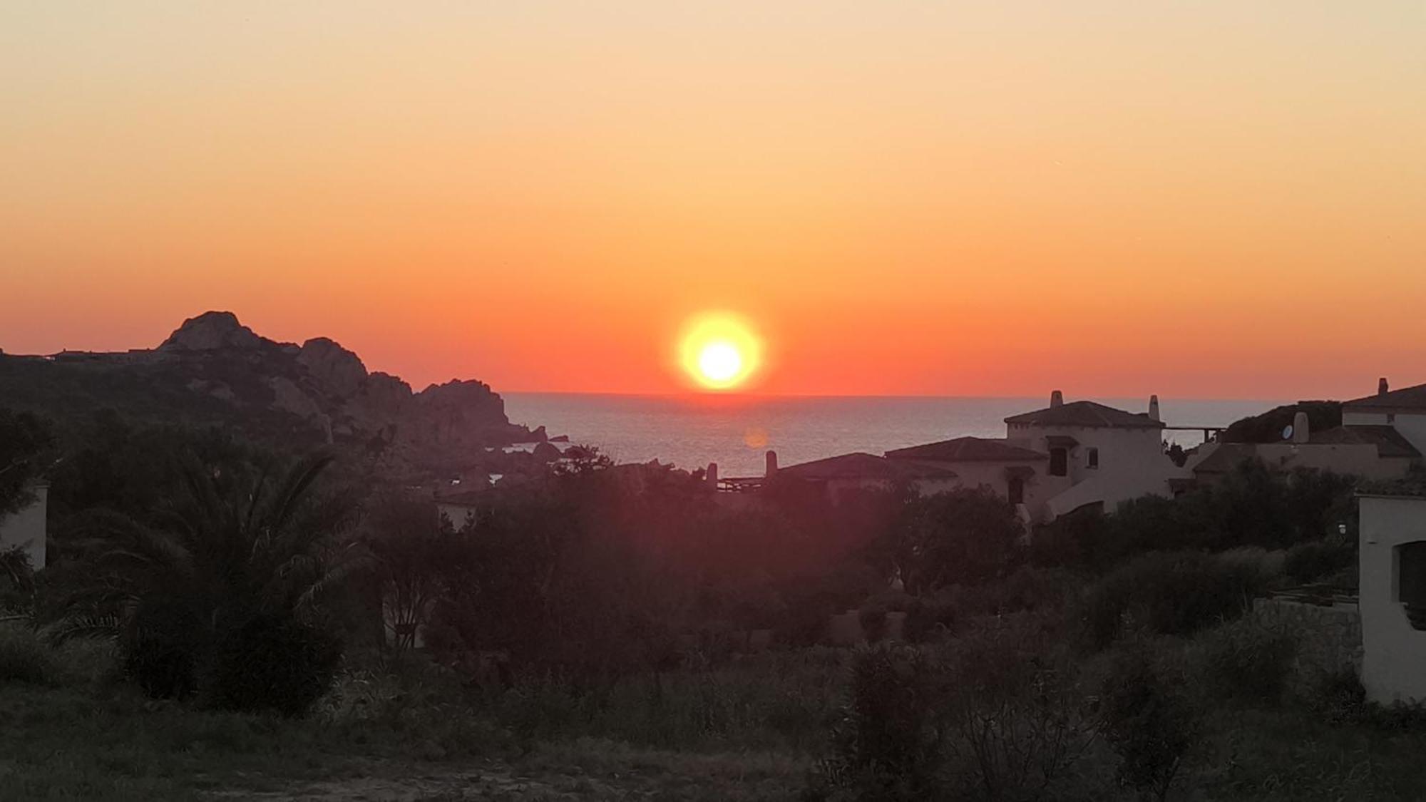 Residence Cala Rossa Изола Роса Екстериор снимка