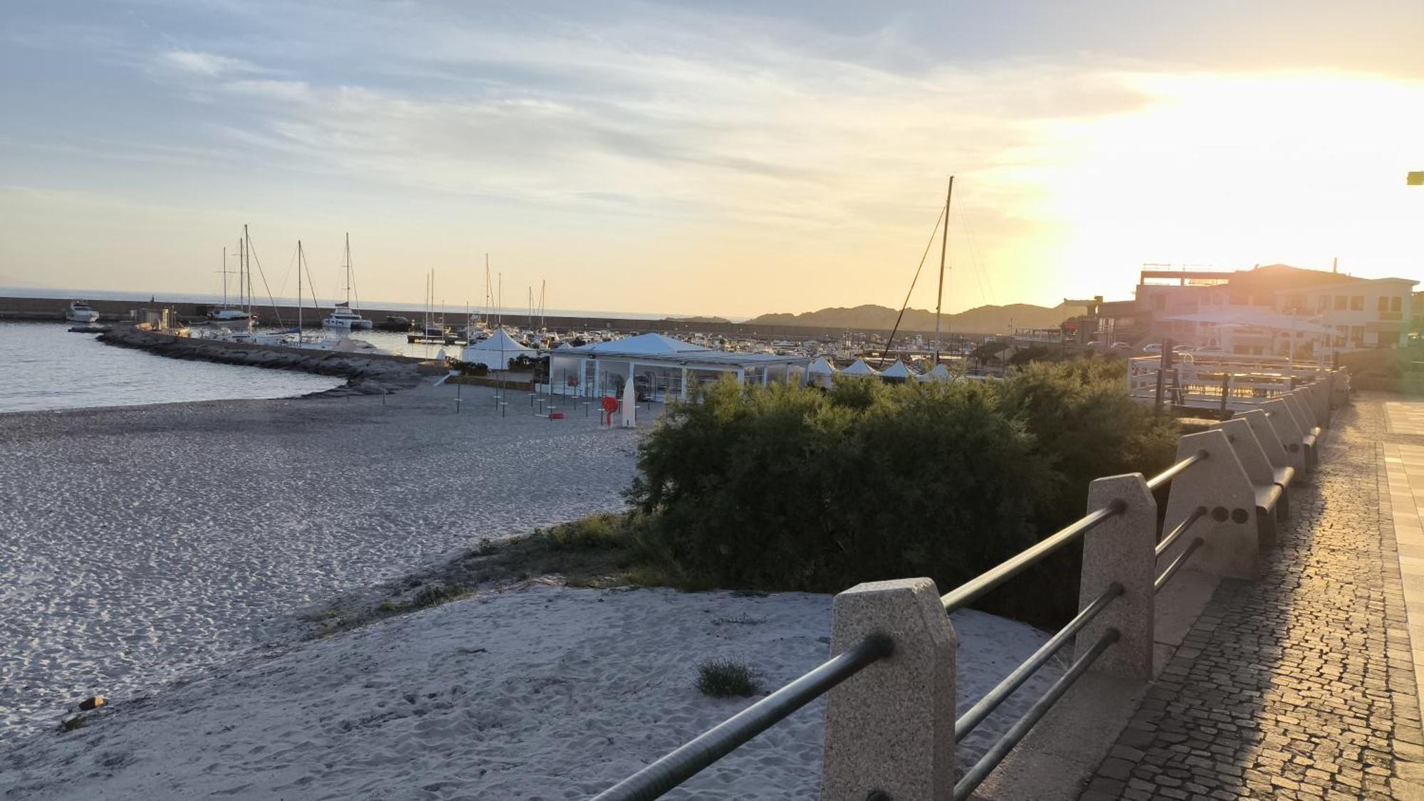 Residence Cala Rossa Изола Роса Екстериор снимка